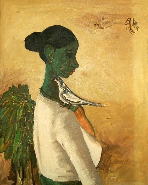 Девушка с птичкой