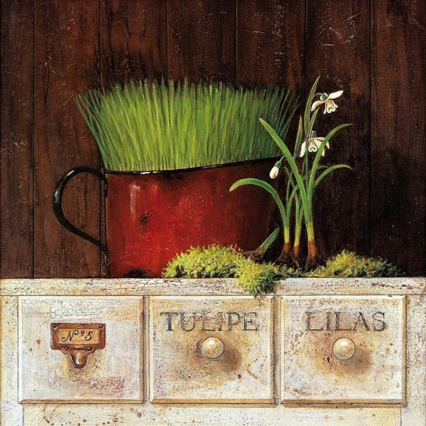 Натюрморт белый с красной кружкой и травкой