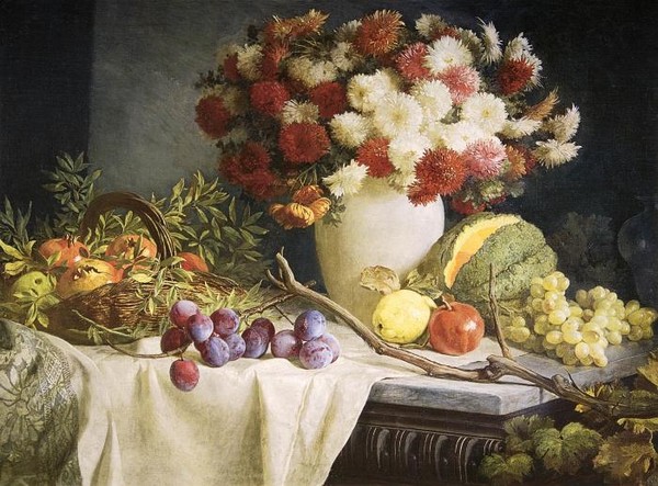 Цветы и фрукты.