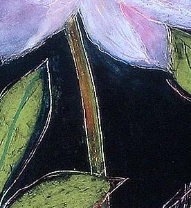 Фрагмент Декоративный цветок черный фон голубой цветок