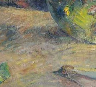 Фрагмент Два букета цветов на столе