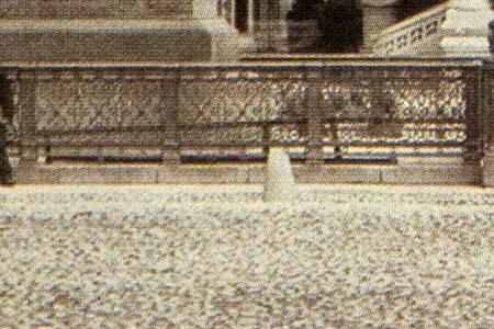 Фрагмент Главный вход в Верхние торговые ряды.