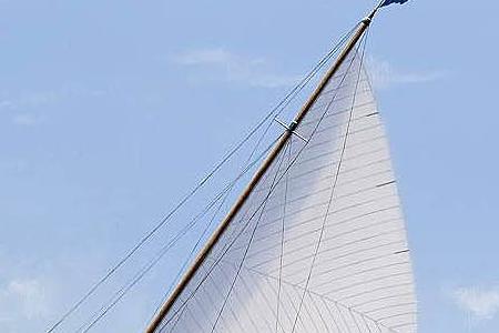 Фрагмент Lulworth, Cambria and Britannia racing off Cowes, 1927