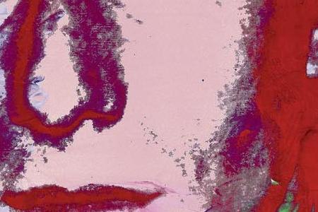 Фрагмент lYVES SAINT LAURENT синий фон