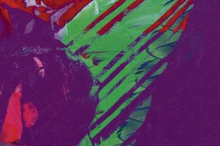 Фрагмент lYVES SAINT LAURENT синий фон