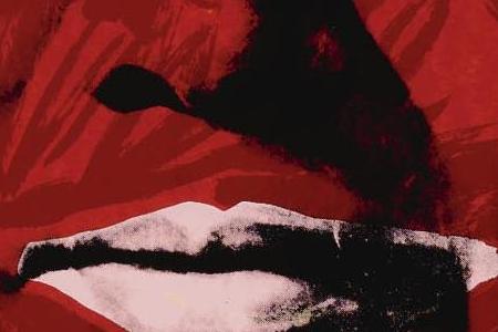 Фрагмент MAO на темно синем фоне