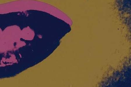 Фрагмент MARILYN на темно розовом