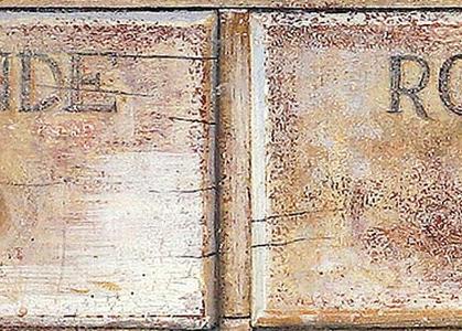 Фрагмент Натюрморт белый камод с белой железной кружкой