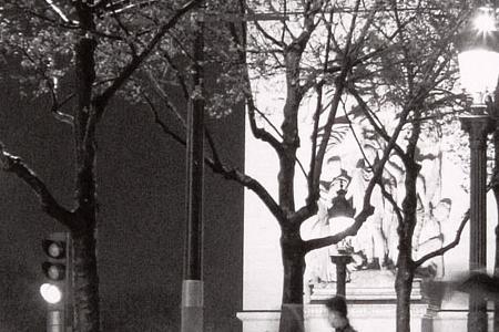 Фрагмент Night- Arc de Triomphe.