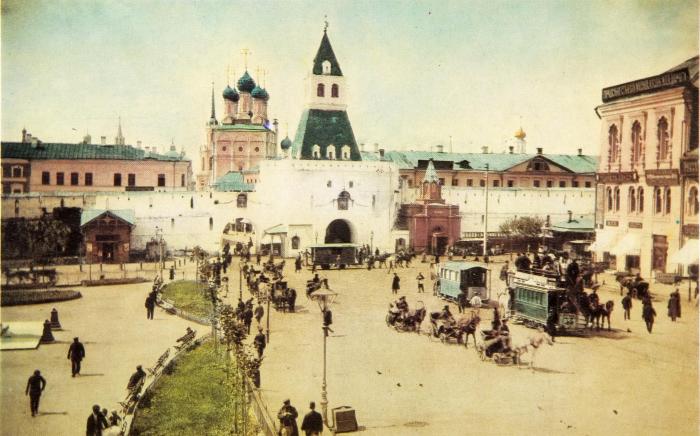 Ильинские ворота.